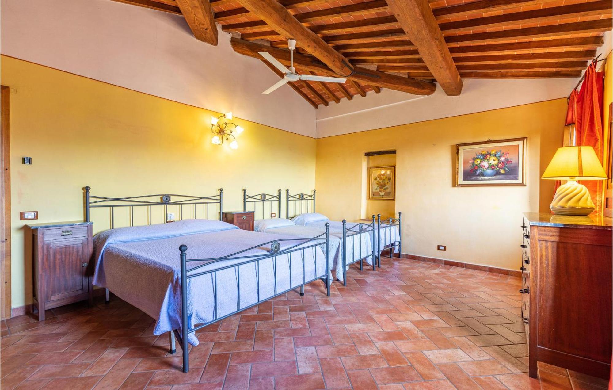 Awesome Home In Marliana With Kitchenette Exterior photo